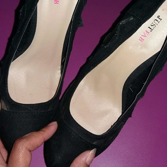 Heels - Picture 3 of 4